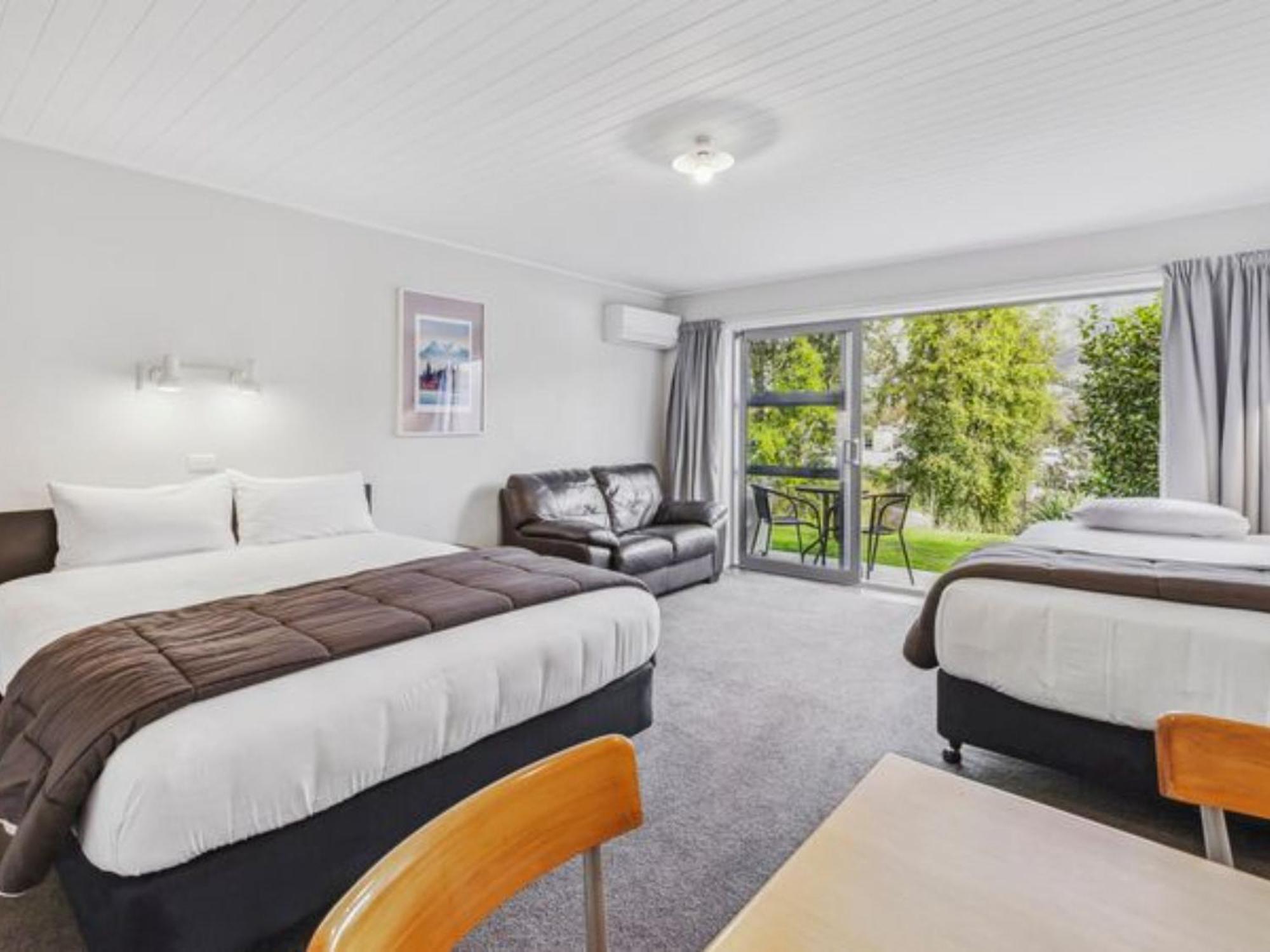 Asure Brookvale Motel Wanaka Zewnętrze zdjęcie