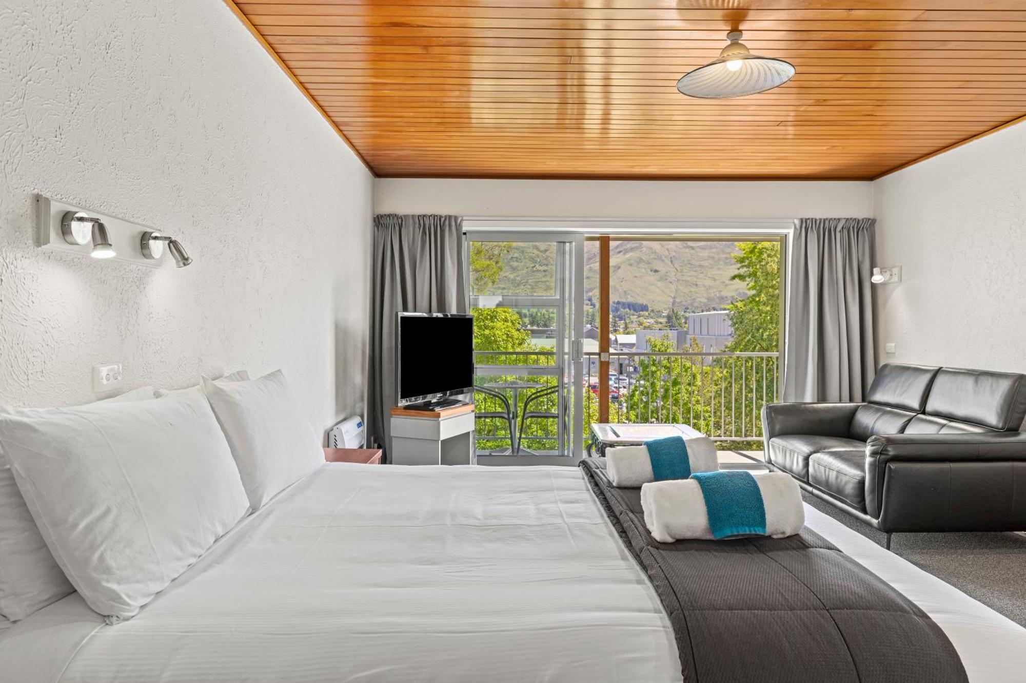 Asure Brookvale Motel Wanaka Zewnętrze zdjęcie
